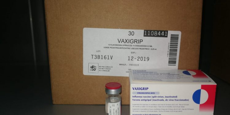 Salud dispone de 1.200.000 dosis de antigripales para niños y adultos