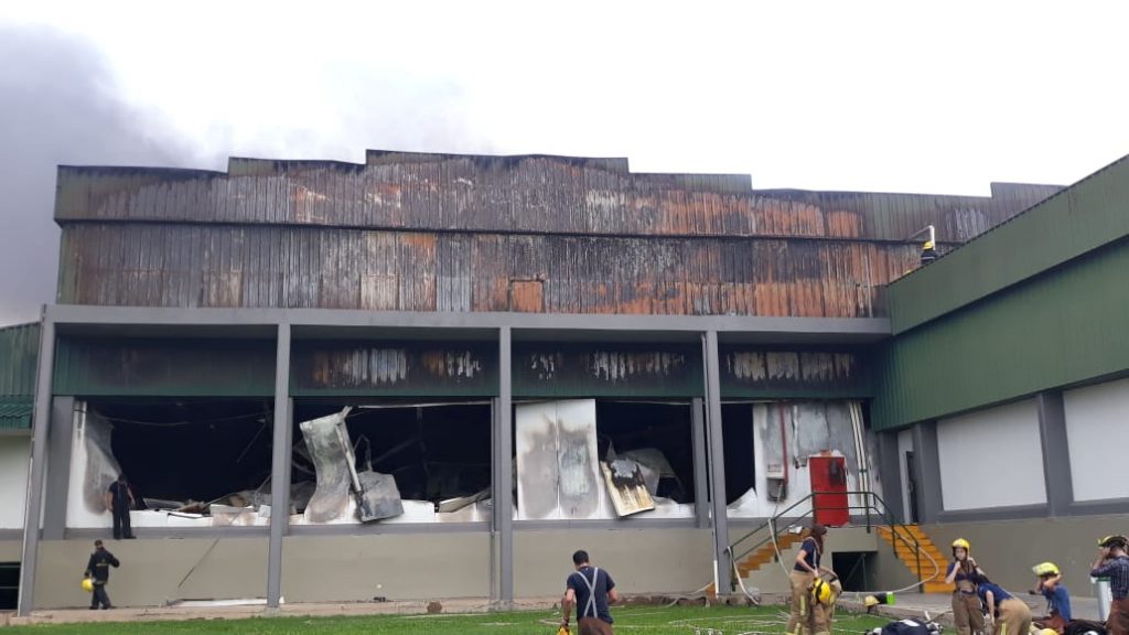 Incendio en FrigoChorti ha sido controlado