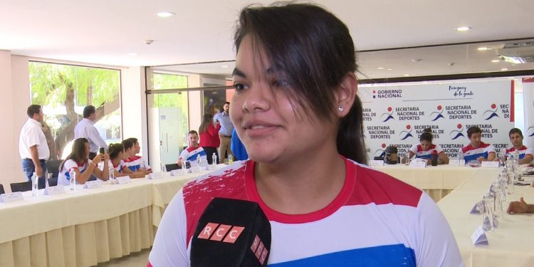 Fedra Florentín, atleta destacada del Chaco habla sobre cómo lograr una beca de la SND Fedra Florentín, atleta destacada del Chaco habla sobre cómo lograr una beca de la SND