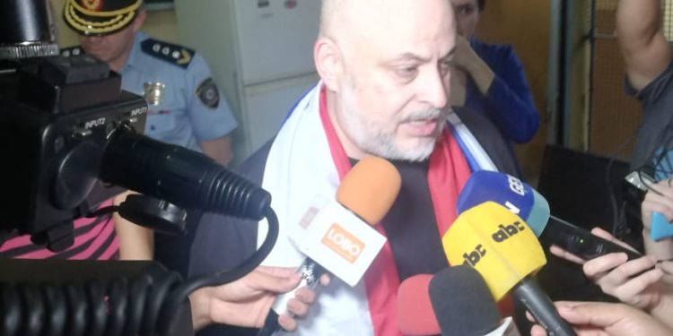 Payo Cubas: «Prefiero que la gente guarde sus energías para el 25»