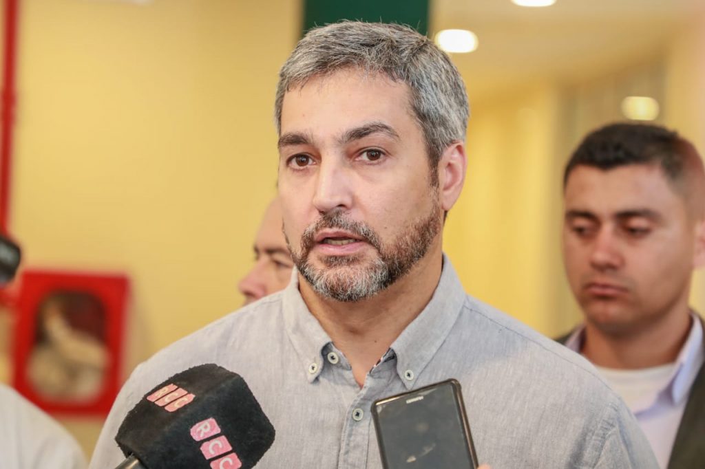 Mario Abdo acepta renuncia de los 4 implicados en acuerdo Itaipú