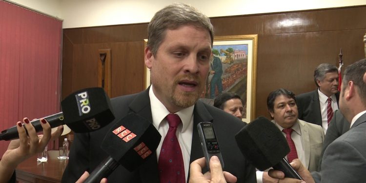 ESSAP emplaza a Aqualogy para entrega de softwares