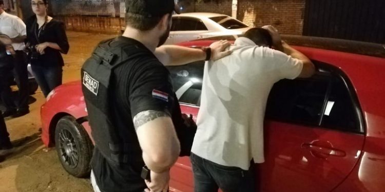 [URGENTE] Allanan y detienen al director del Detave por supuesta red de coimas