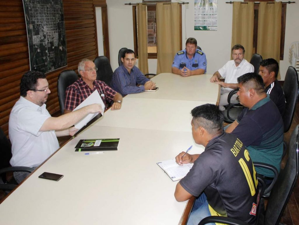 Filadelfia: Firman convenio de cooperación con pueblos indígenas urbanos