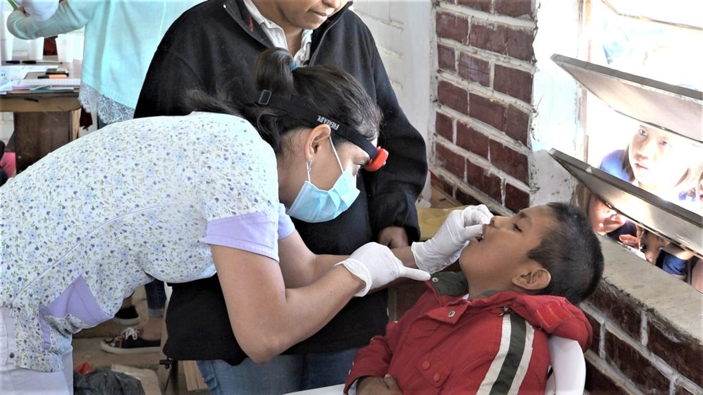 Odontólogos solidarios se unen para ofrecer asistencias gratuitas en el Chaco