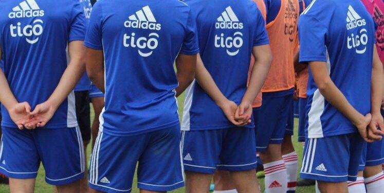 La Albirrojita en un partido clave para llegar al mundial