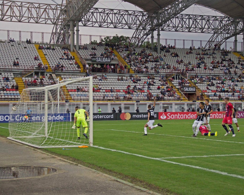Cerro cayó ante el Zamora y perdió el invicto en la Libertadores