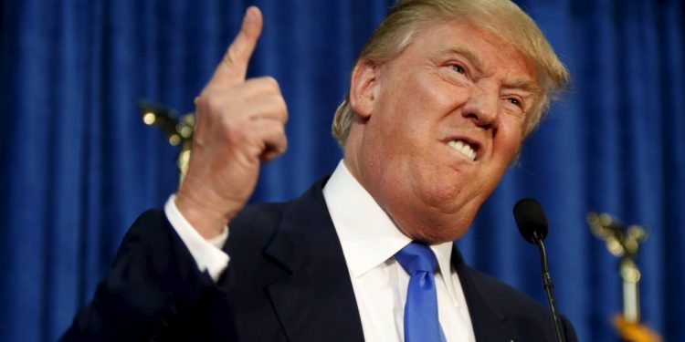 Trump analiza imponer un «bono de admisión» a turistas, que será devuelto al salir