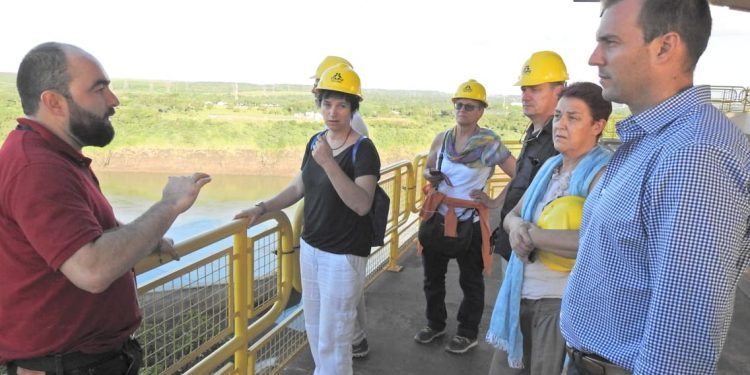 Itaipu invita a disfrutar sus atractivos turísticos en Semana Santa Itaipu invita a disfrutar sus atractivos turísticos en Semana Santa