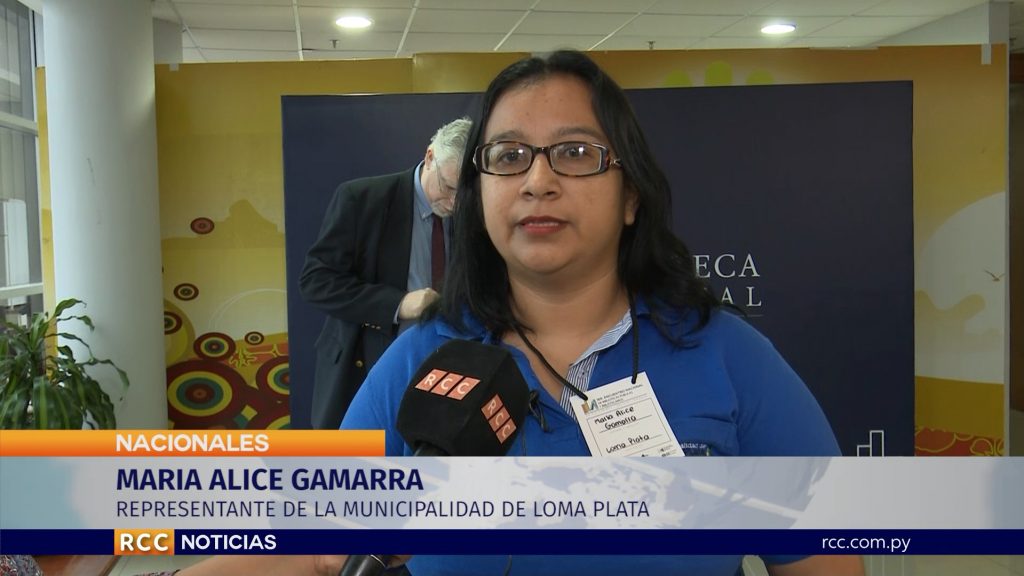 Loma Plata presente en Primer Encuentro de Bibliotecas Públicas Loma Plata presente en Primer Encuentro de Bibliotecas Públicas