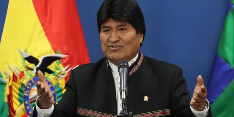 Evo Morales insiste en dialogar con Chile sobre una salida al Pacífico Evo Morales insiste en dialogar con Chile sobre una salida al Pacífico