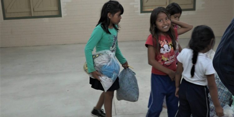 Comunidad indígena de Filadelfia realiza donaciones a damnificados del Chaco Comunidad indígena de Filadelfia realiza donaciones a damnificados del Chaco