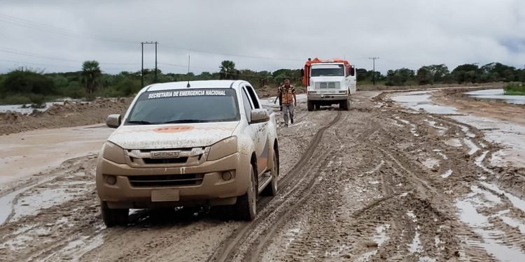 SEN inició entrega de víveres a afectados por inundaciones en Presidente Hayes y Ñeembucú SEN inició entrega de víveres a afectados por inundaciones en Presidente Hayes y Ñeembucú