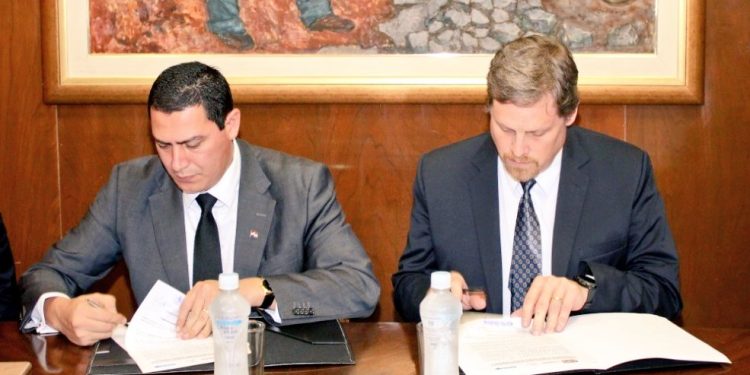 Convenio de cooperación para rehabilitar colectores cloacales en zona del Mercado de Luque