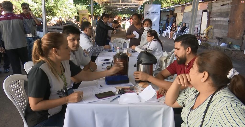 Gobierno central asiste de manera integral a refugios de familias damnificadas