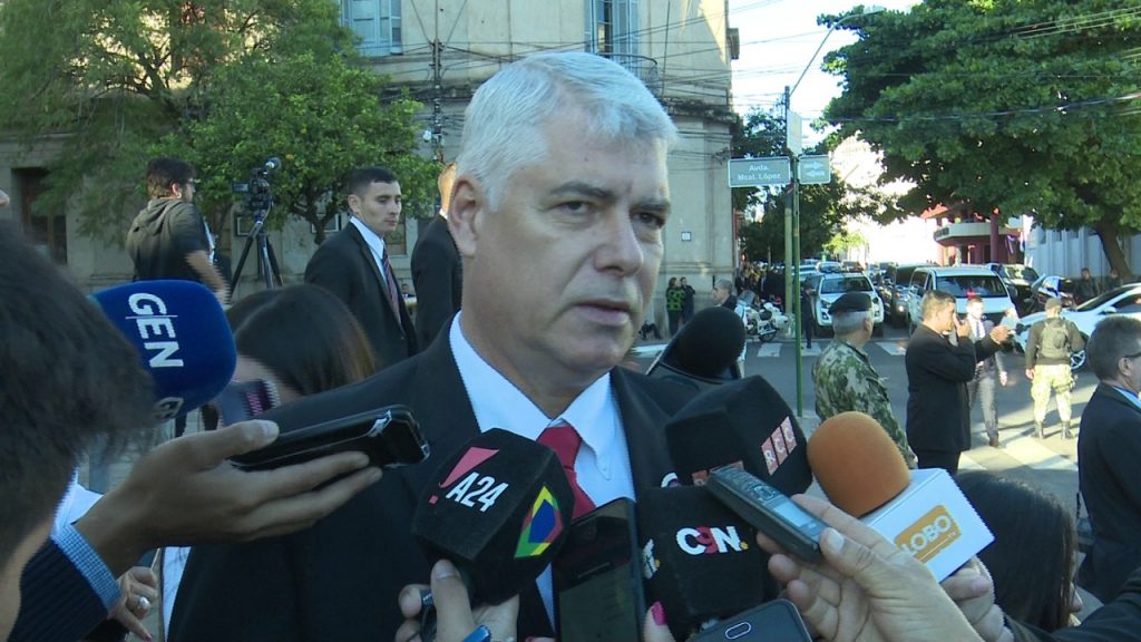 Ministro Wiens asegura estar trabajando en mejorar la ejecución de obras