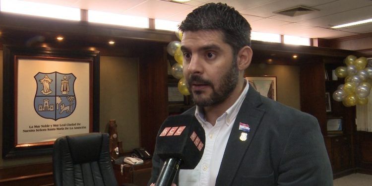 Presidente de la Junta Municipal de Asunción habla luego de publicaciones que asegura son falsas Presidente de la Junta Municipal de Asunción habla luego de publicaciones que asegura son falsas