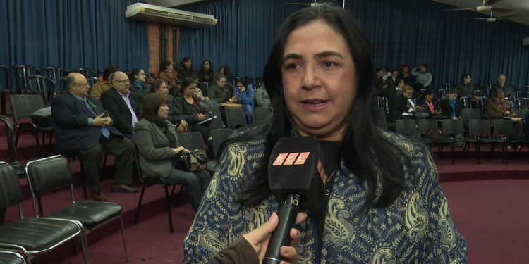 Desarrollan conferencia bajo el lema: “El poder de las palabras guaraníes en la historia” Desarrollan conferencia bajo el lema: “El poder de las palabras guaraníes en la historia”