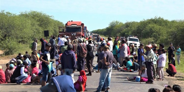 Indígenas levantan cierre de Transchaco y aguardan reunión con autoridades Indígenas levantan cierre de Transchaco y aguardan reunión con autoridades