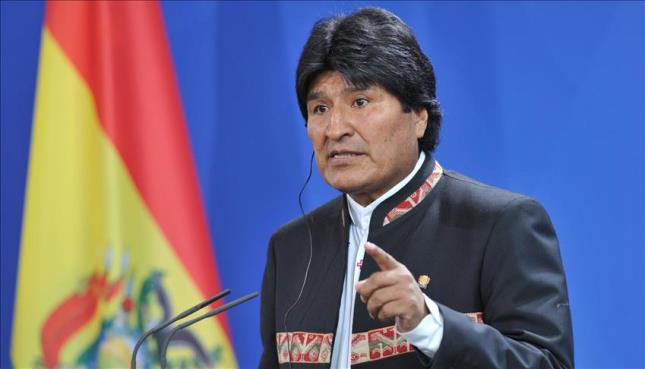 Evo Morales aventaja en la carrera electoral a una oposición fragmentada Evo Morales aventaja en la carrera electoral a una oposición fragmentada