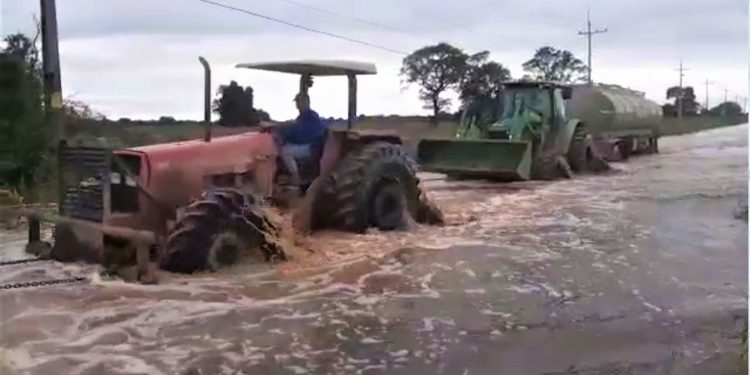MOPC ampliará tramos pavimentados en el proyecto Ruta de la Leche