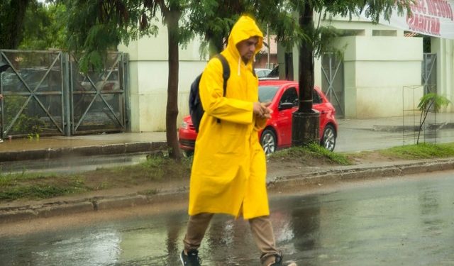 Lluvias y tormentas para hoy viernes