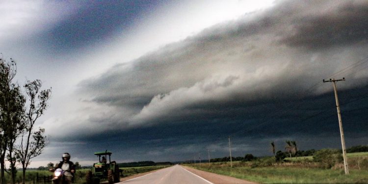 Alerta meteorológica para 7 departamentos