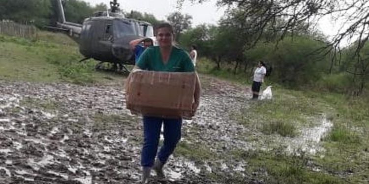 Gobierno asiste a comunidades aisladas desde el Centro de Salud de Irala Fernández Gobierno asiste a comunidades aisladas desde el Centro de Salud de Irala Fernández