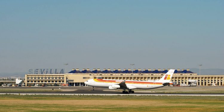 Arrestan a militar brasileño que llegó a España con 39 kilos de cocaína en avión de flota presidencial Arrestan a militar brasileño que llegó a España con 39 kilos de cocaína en avión de flota presidencial