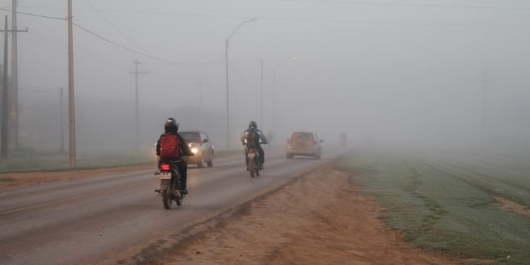 Inicio de semana fresco y lluvioso en gran parte del país