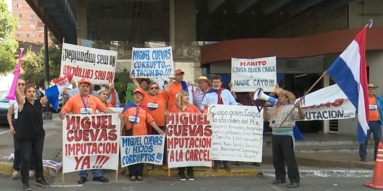 Comisión Escrache exige imputación del titular de Diputados Miguel Cuevas