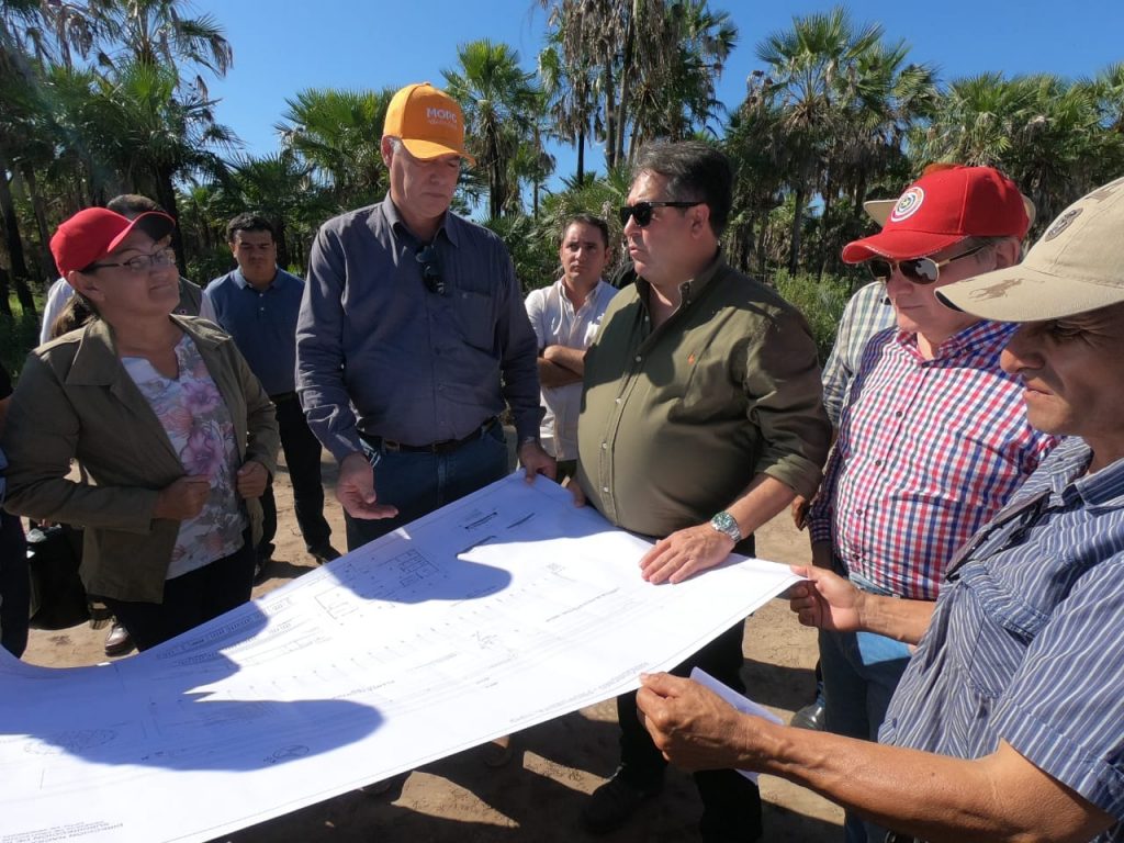 MOPC y DINAC prevén construir un nuevo aeropuerto en Carmelo Peralta MOPC y DINAC prevén construir un nuevo aeropuerto en Carmelo Peralta
