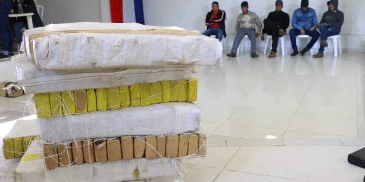 Antinarcóticos incauta cerca de una tonelada en Operación «Raven»