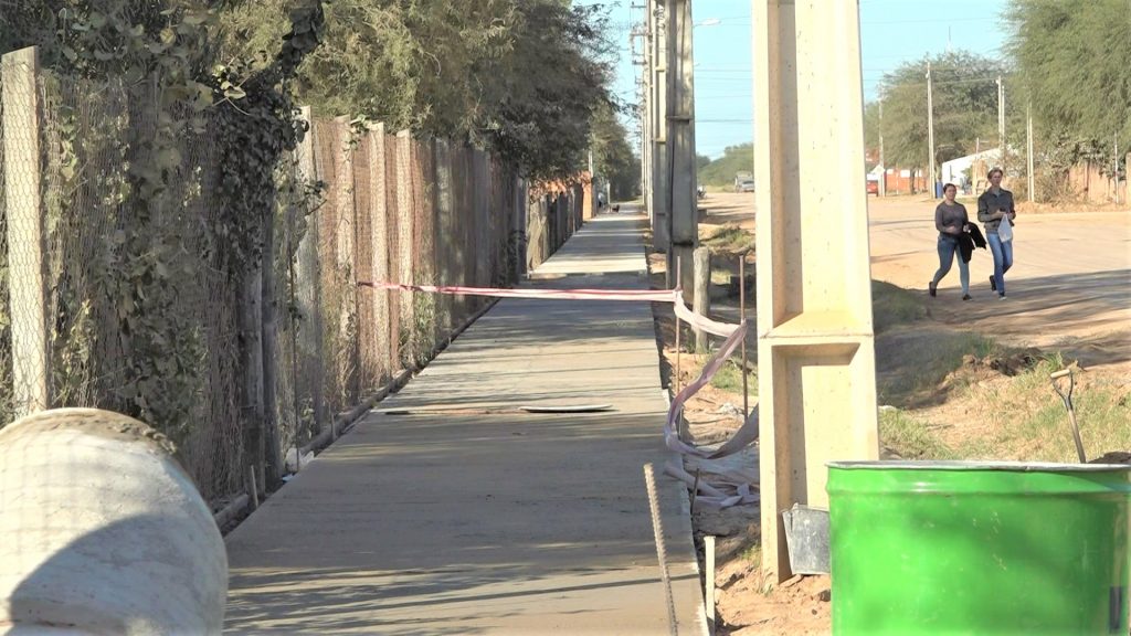 Municipalidad de Filadelfia construye nueva vereda en el Barrio Amistad Municipalidad de Filadelfia construye nueva vereda en el Barrio Amistad