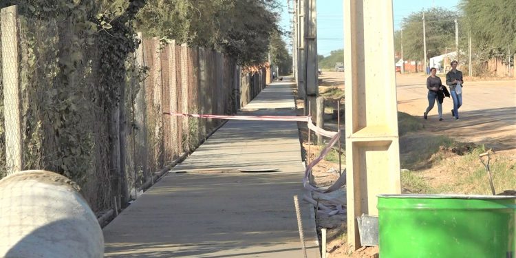 Municipalidad de Filadelfia construye nueva vereda en el Barrio Amistad Municipalidad de Filadelfia construye nueva vereda en el Barrio Amistad