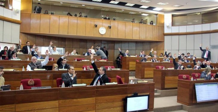 Ejecutivo explicará este lunes al Senado acuerdo sobre Itaipú Ejecutivo explicará este lunes al Senado acuerdo sobre Itaipú