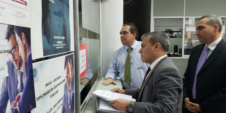 Gremio docente exige reincorporación de cerca de 90 maestros desvinculados Gremio docente exige reincorporación de cerca de 90 maestros desvinculados