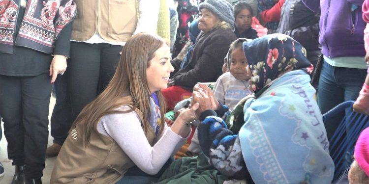 Primera Dama e INDI asistieron a familias indígenas en el Chaco