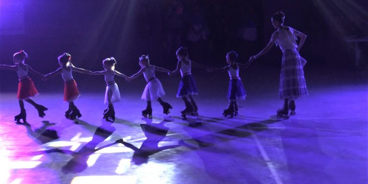 Noche de talento sobre ruedas en el Deportivo Boquerón de Neuland Noche de talento sobre ruedas en el Deportivo Boquerón de Neuland