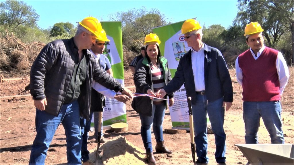 Dan palada inicial a construcción de nuevo Centro de Salud para Línea 32