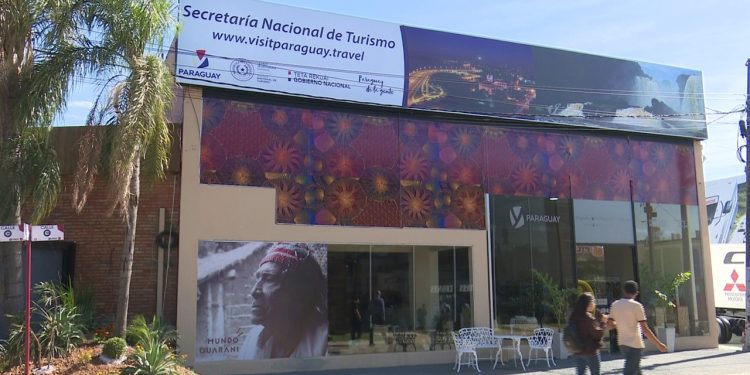 SENATUR presenta atractivos turísticos del país en la Expo 2019