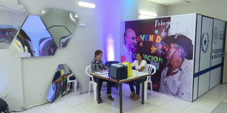 Ministerio de Salud ofrece vacunación y atención primaria en la Expo 2019