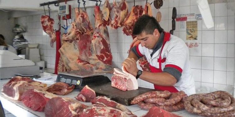 Venezolanos pasaron de comer 21 kilos de carne al año a solo 3 Venezolanos pasaron de comer 21 kilos de carne al año a solo 3