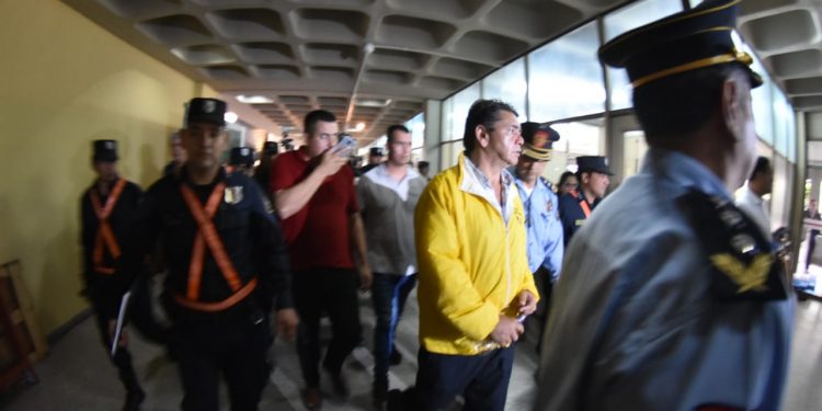 Detienen a líder de gremio taxista Arístides Morales, y a otros dirigentes