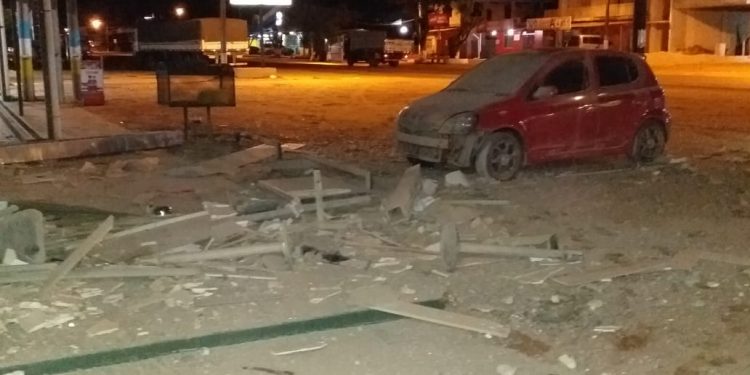 Abdo Benítez pide redoblar la seguridad en zona de asalto de banco Abdo Benítez pide redoblar la seguridad en zona de asalto de banco