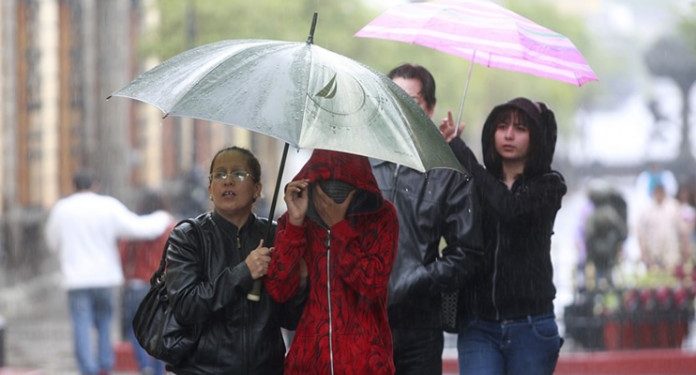 Anuncian ingreso de frente frío y tormentas eléctricas Anuncian ingreso de frente frío y tormentas eléctricas