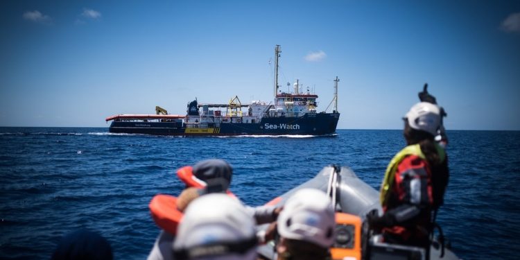ONU llama a no penalizar a los barcos de oenegés humanitarias