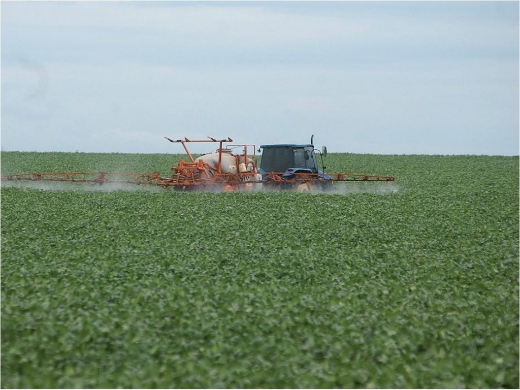 ONU acusa a Paraguay de violar derechos humanos en uso de agroquímicos