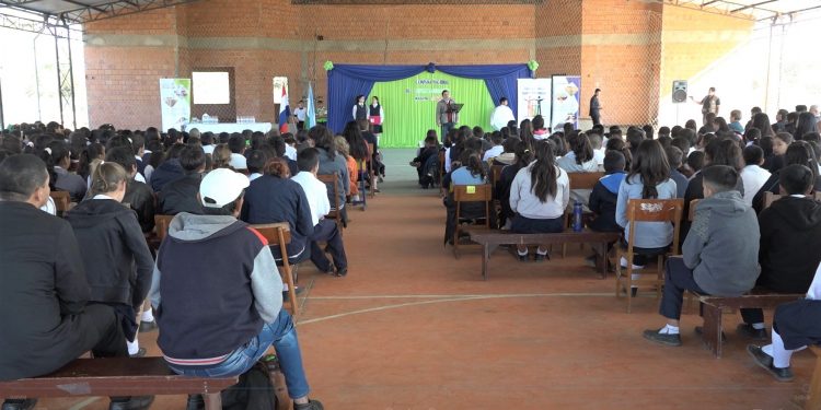 Lanzan campaña nacional de desparasitación masiva en Boquerón