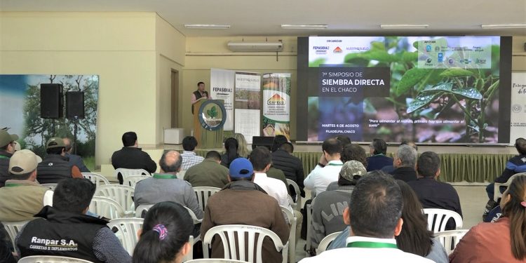 Realizaron simposio sobre beneficios de siembra directa en el Chaco Realizaron simposio sobre beneficios de siembra directa en el Chaco